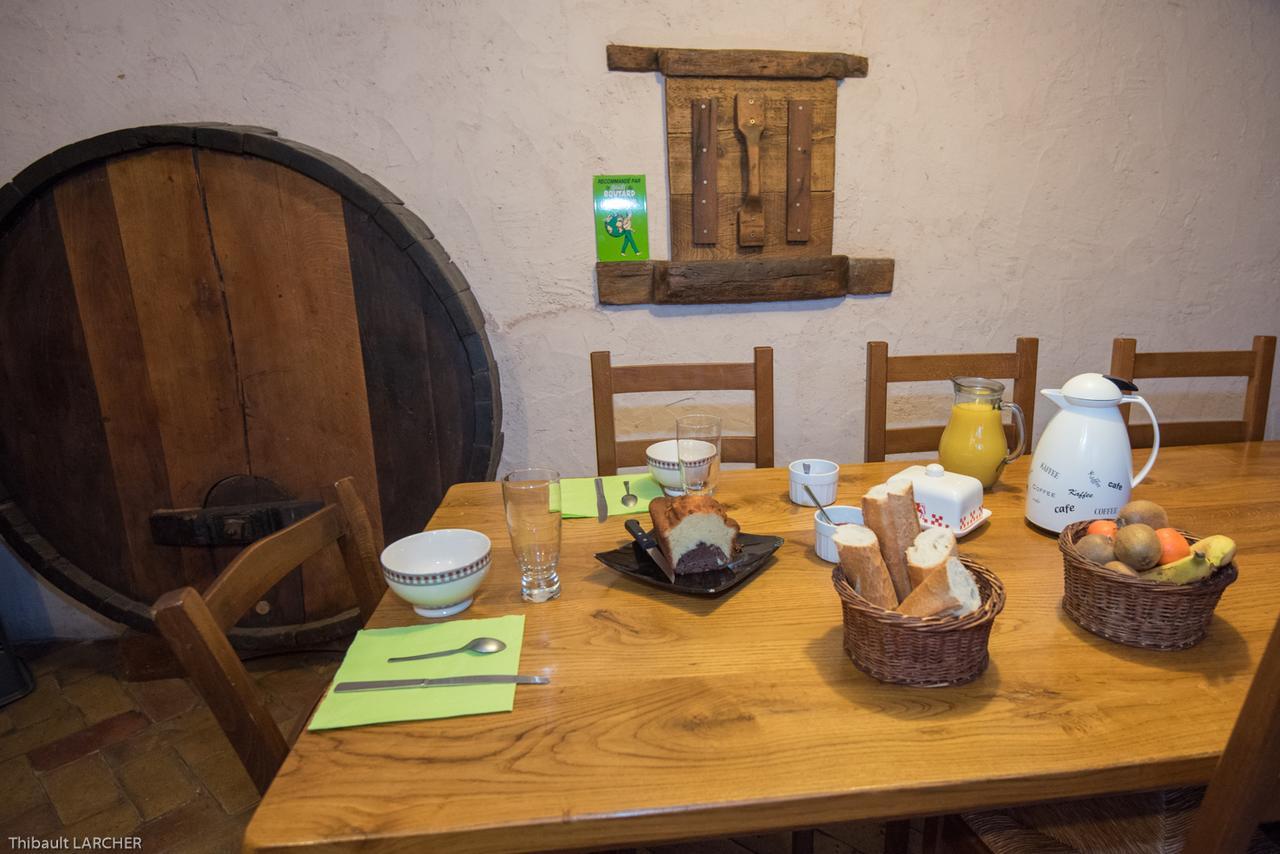 Ferme De Malo Bed and Breakfast Etrigny Buitenkant foto